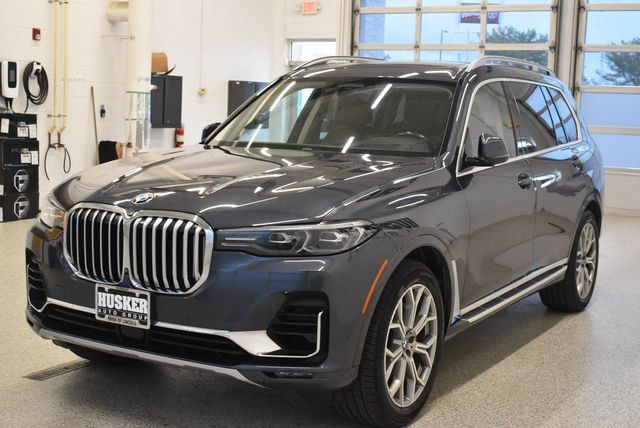Used 2019 BMW X7 xDrive50i w/ Cold Weather Package AWD/4WD image 9