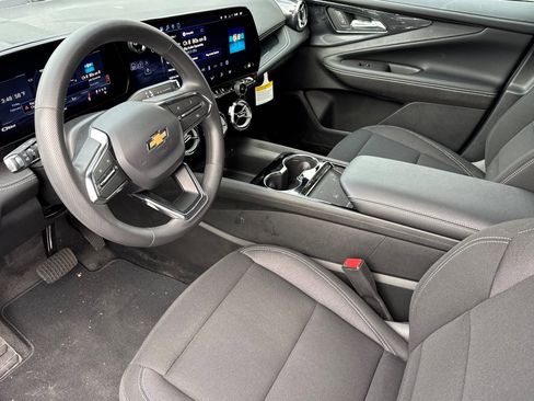 Used 2026 Chevrolet Blazer EV LT image 11