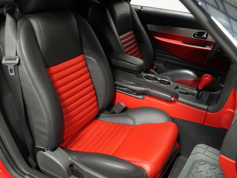 Used 2002 Ford Thunderbird image 35