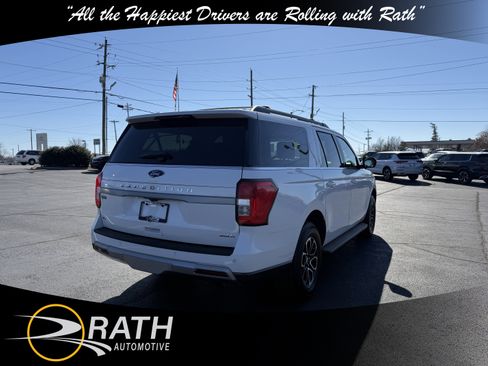 Used 2024 Ford Expedition Max XLT image 9