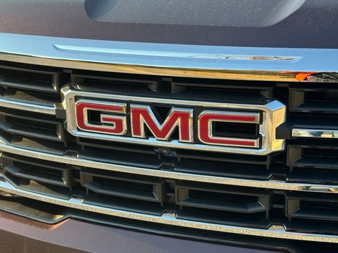 New 2026 GMC Acadia Elevation image 6