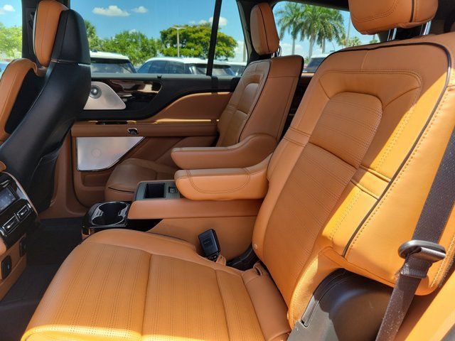 Used 2021 Lincoln Aviator Black Label w/ Dynamic Handling Package AWD/4WD image 16