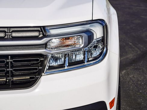 Used 2023 Ford Maverick Lariat image 10