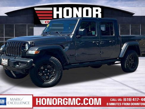 Used 2022 Jeep Gladiator Sport AWD/4WD image 3