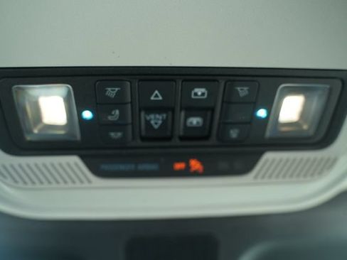 Used 2025 Ford Expedition Platinum AWD/4WD image 40