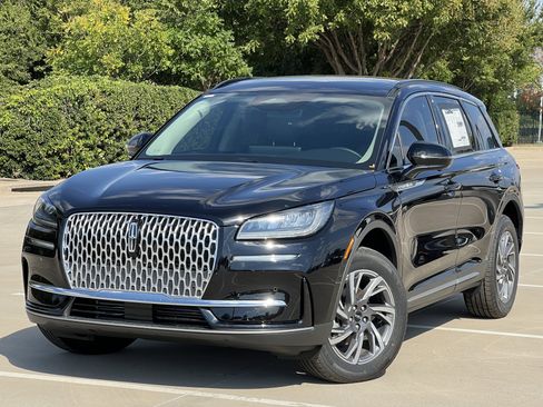 New 2025 Lincoln Corsair FWD w/ Equipment Group 101A image 2