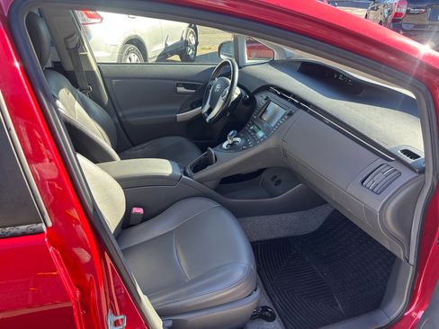 Used 2010 Toyota Prius Five image 4