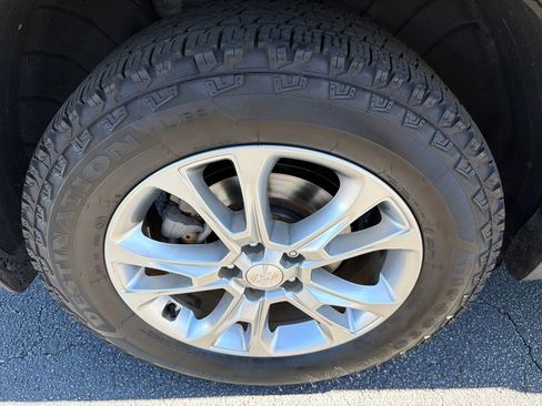 Used 2022 Hyundai Palisade SE FWD image 17