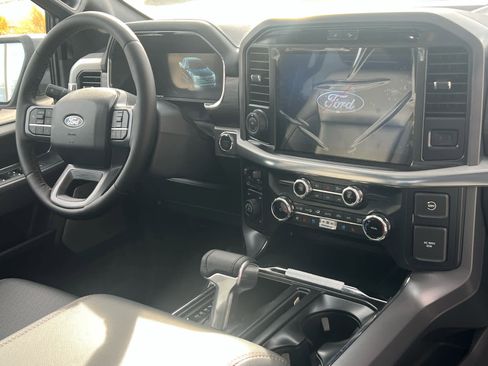 New 2025 Ford F150 Lariat w/ Equipment Group 501A Mid image 21