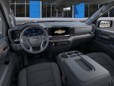 Used 2023 Chevrolet Silverado 1500 LT AWD/4WD image 15