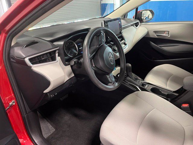 Used 2020 Toyota Corolla LE w/ Carpet Mat Package (TMS) FWD image 23
