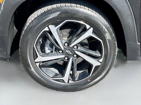 Used 2023 Chevrolet TrailBlazer RS w/ Sun and Liftgate Package AWD/4WD image 30