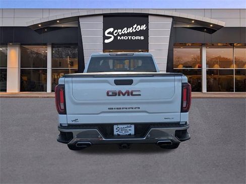Used 2022 GMC Sierra 1500 SLT w/ SLT Premium Plus Package image 4