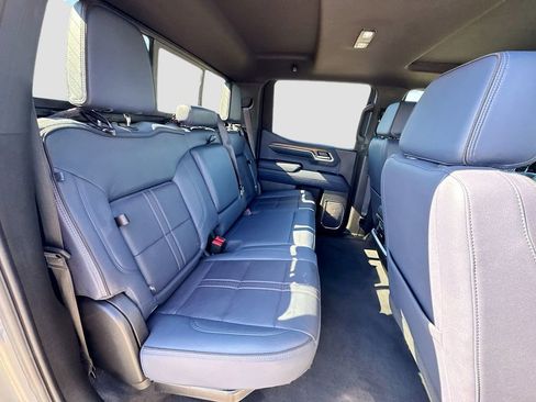 Used 2024 Chevrolet Silverado 1500 High Country image 27