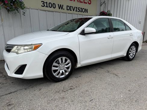 Used 2014 Toyota Camry LE w/ Fleet Convenience Package image 8