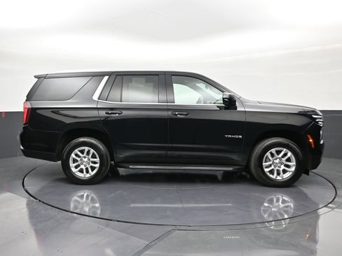 Used 2025 Chevrolet Tahoe LS RWD image 6