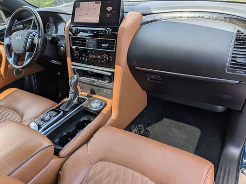 Used 2024 INFINITI QX80 Sensory w/ Cargo Package AWD/4WD image 31