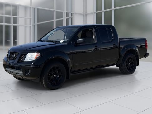 Used 2021 Nissan Frontier SV w/ Midnight Edition Floor Mats image 2