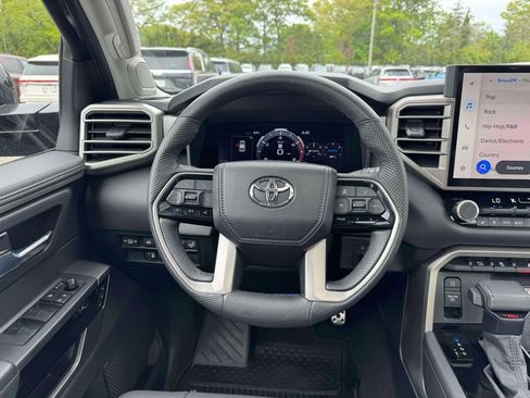 Used 2024 Toyota Sequoia Limited w/ TRD Off-Road Package AWD/4WD image 24