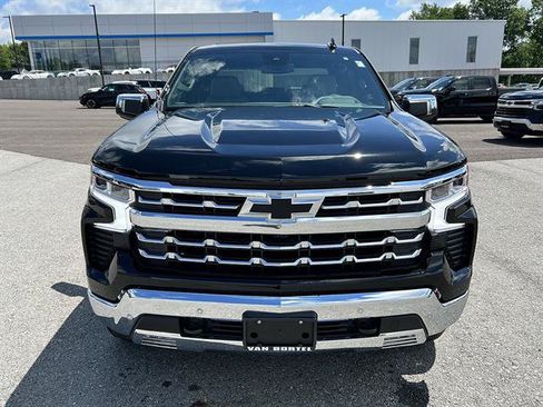 New 2026 Chevrolet Silverado 1500 LTZ w/ LPO, Dark Essentials Package AWD/4WD image 8
