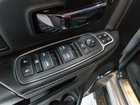 Used 2024 RAM 2500 Limited image 17