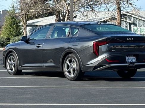Certified 2025 Kia K4 LXS image 8