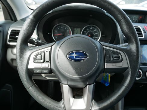 Used 2017 Subaru Forester 2.5i Premium w/ Popular Package #2A AWD/4WD image 25