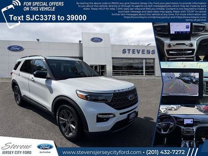 Certified 2023 Ford Explorer XLT w/ Equipment Group 202A