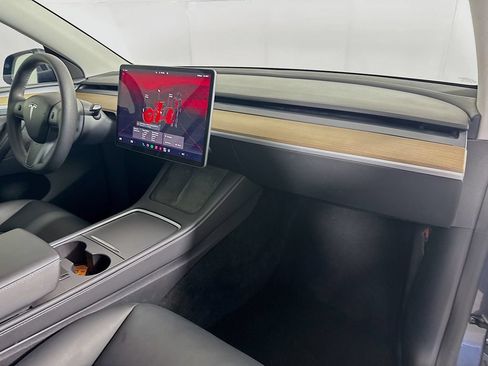 Used 2023 Tesla Model Y Long Range AWD/4WD image 34