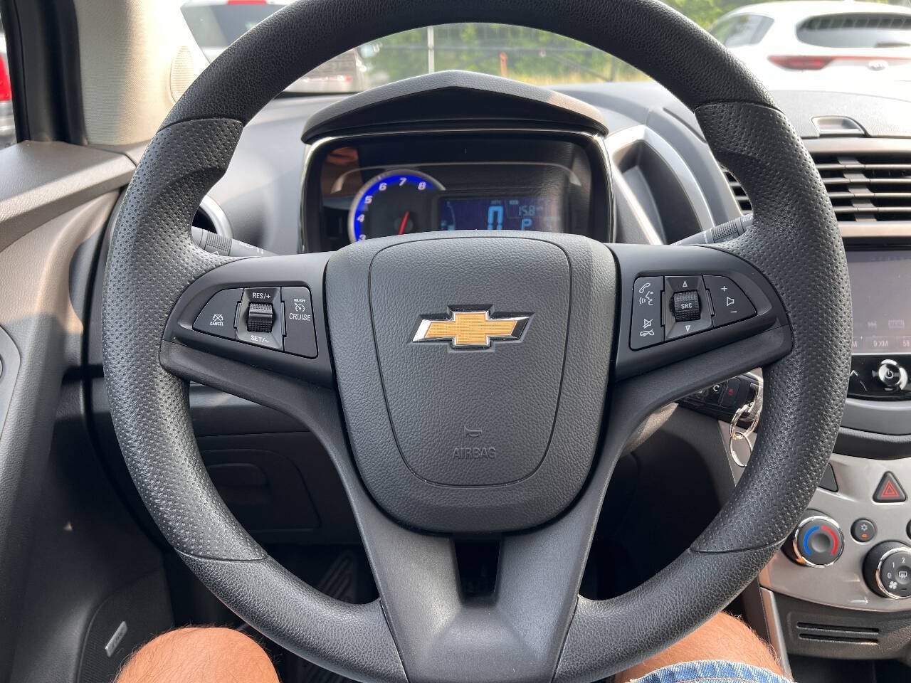 Used 2016 Chevrolet Trax LT w/ LT Sun and Sound Package AWD/4WD image 16