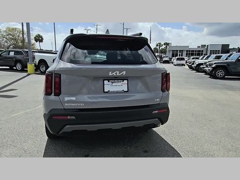 Used 2023 Kia Sorento X-Line EX AWD/4WD image 31