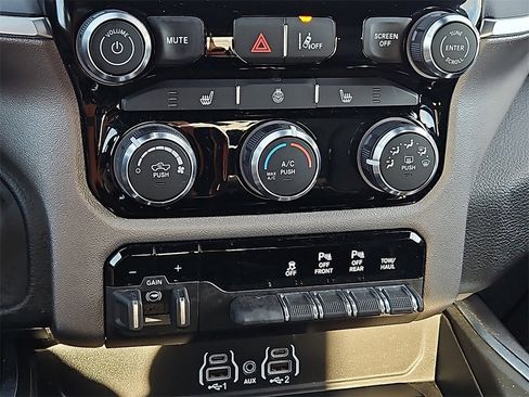 Used 2025 RAM 1500 Big Horn image 29