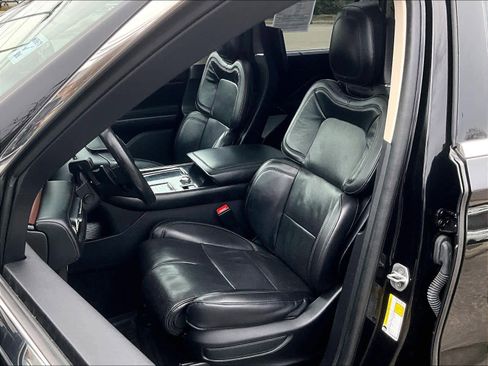 Used 2022 Lincoln Aviator Reserve w/ Equipment Group 201A image 10