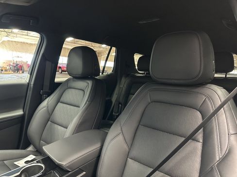 New 2026 Chevrolet Equinox LT w/ Convenience Package II image 4