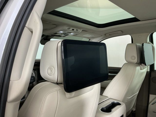 Used 2021 GMC Yukon Denali w/ Denali Ultimate Package AWD/4WD image 27