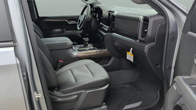 New 2026 Chevrolet Silverado 1500 RST w/ Safety Package AWD/4WD image 25