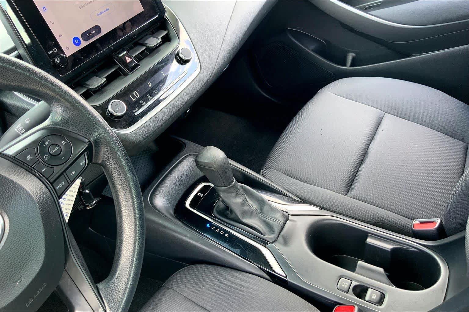 Used 2024 Toyota Corolla LE FWD image 16