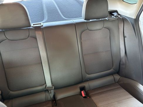 Used 2025 Chevrolet Trax LT image 31