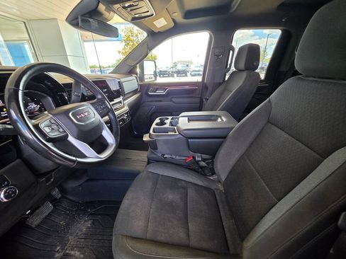 Used 2024 GMC Sierra 2500 SLE w/ SLE Value Package; AWD/4WD image 25
