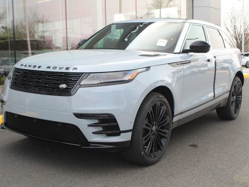 New 2026 Land Rover Range Rover Velar Dynamic SE AWD/4WD image 13