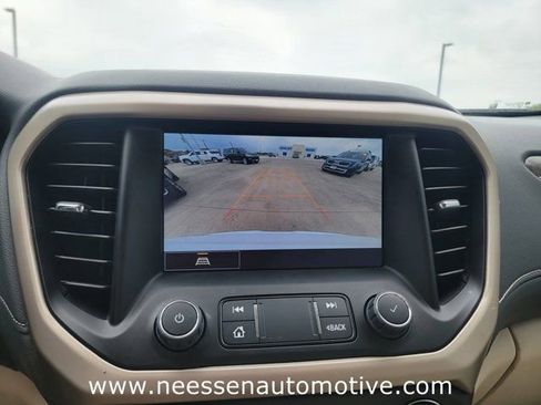 Used 2023 GMC Acadia Denali AWD/4WD image 26
