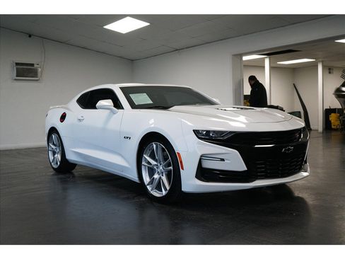 Used 2019 Chevrolet Camaro SS image 1