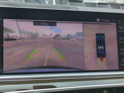 Used 2021 BMW X6 xDrive40i w/ Executive Package image 20