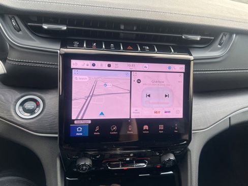 New 2025 Jeep Grand Cherokee L Limited w/ Black Appearance Package image 24