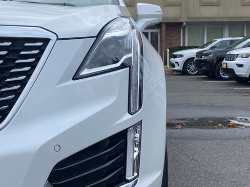 Used 2020 Cadillac XT5 Premium Luxury image 14