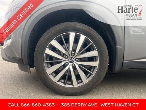 Certified 2022 Nissan Pathfinder Platinum image 49