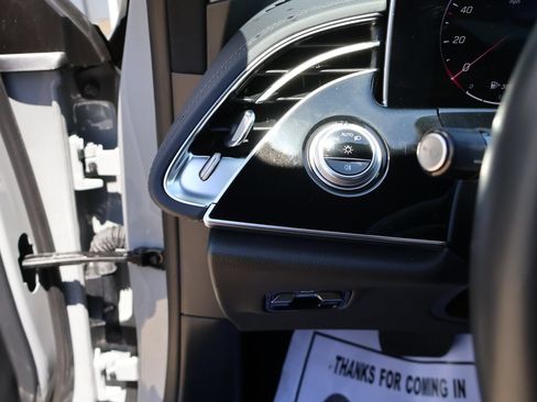 Certified 2024 Mercedes-Benz E 450 4MATIC Sedan image 36