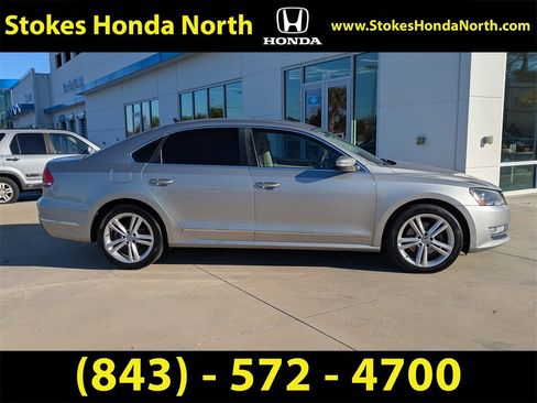 Used 2014 Volkswagen Passat TDI SEL Premium image 3