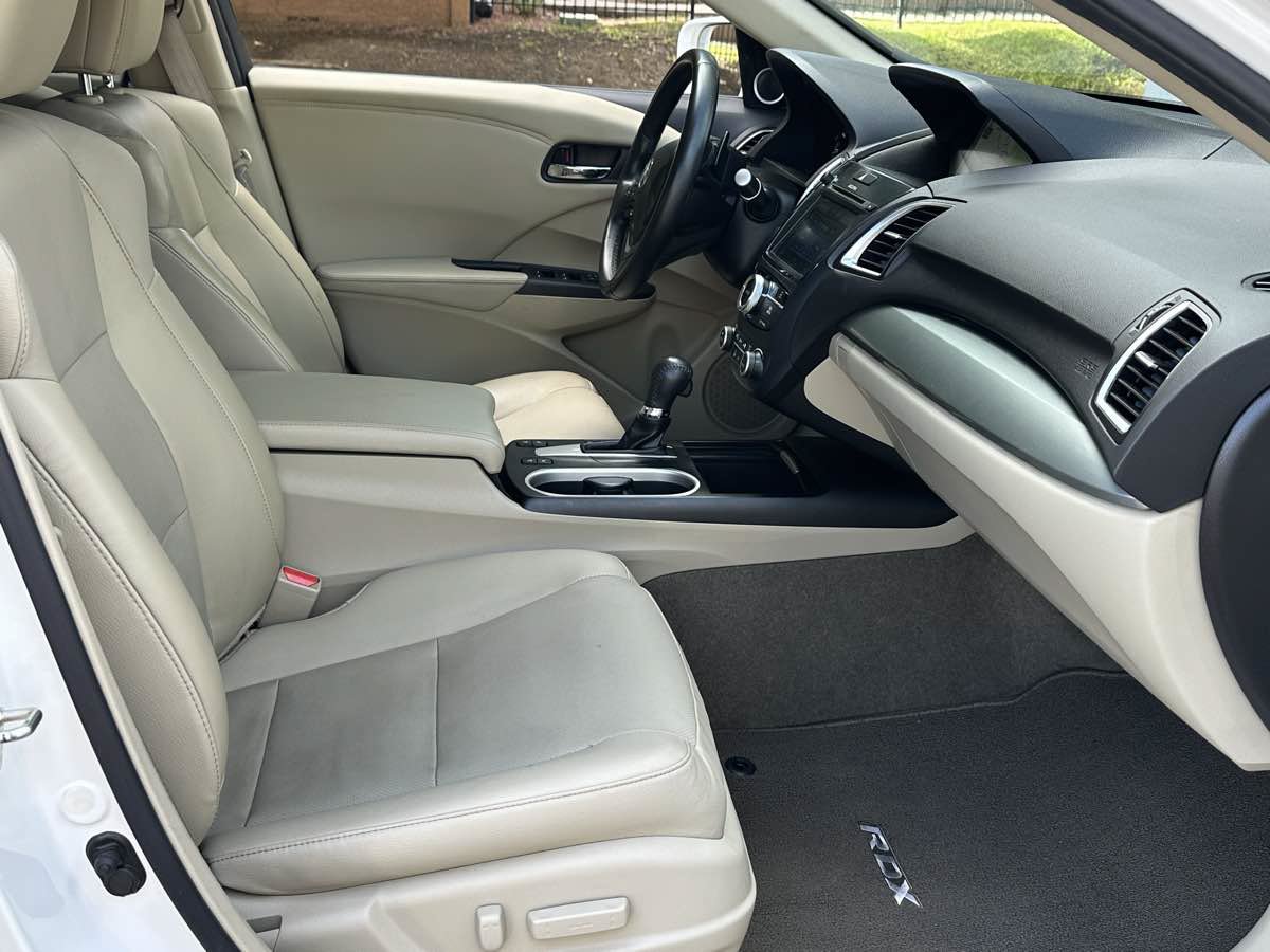 Used 2017 Acura RDX w/ Advance Package FWD image 24