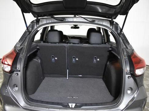 Used 2024 Nissan Kicks SV FWD image 28